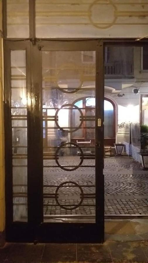 Nice Studio In Old Town Bukarest Kültér fotó